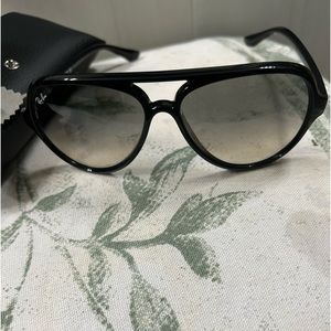 Ray-Ban RB4125 CATS 5000